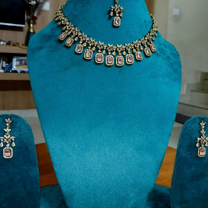 Royal Elegance Gold-Tone Necklace Set