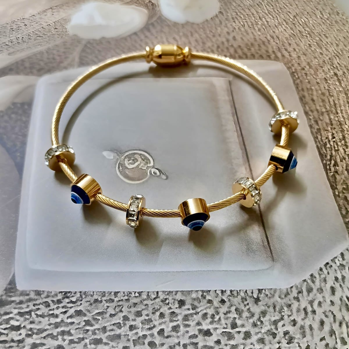 Chic Evil Eye Beaded Cable Bangle