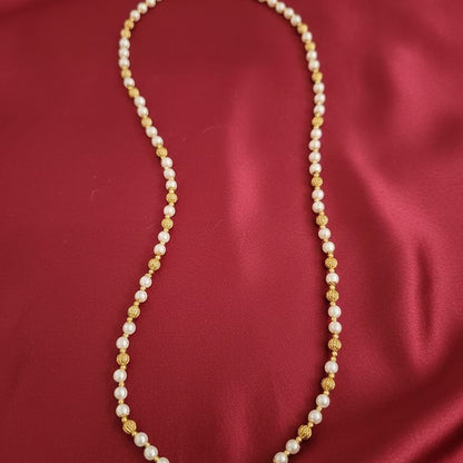 Classic Round Pearl and Filigree Gold Necklace