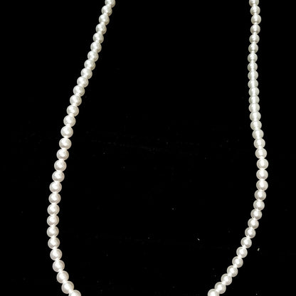Pearl necklace