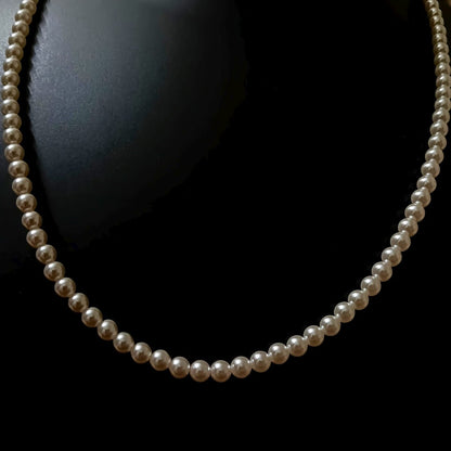 Pearl necklace