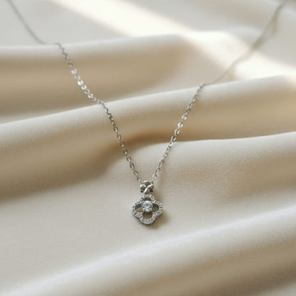 Silver necklace with a pendant