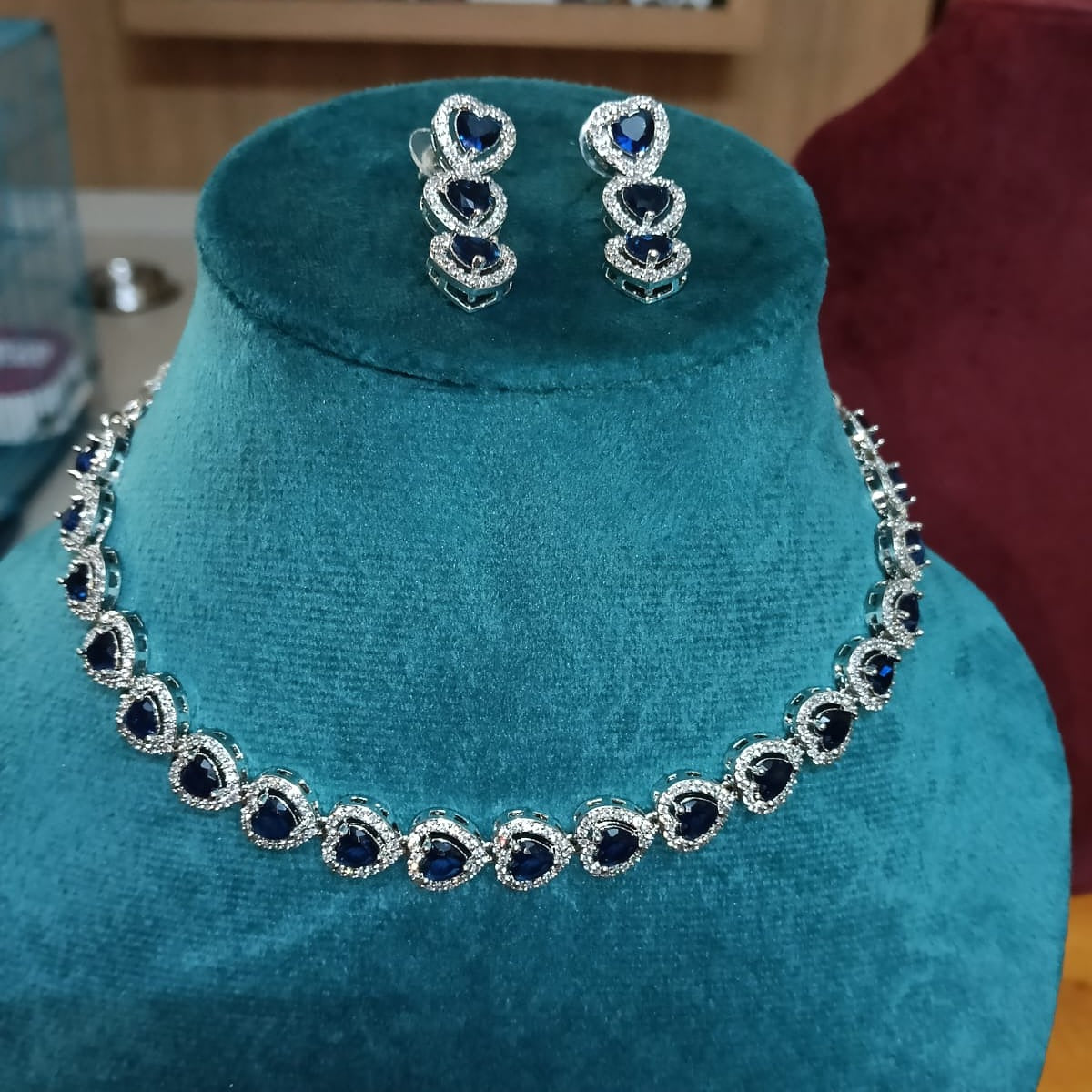 Deep Blue Sapphire Heart Halo Choker Set