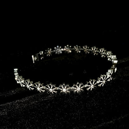 Delicate Daisy Chain Bangle