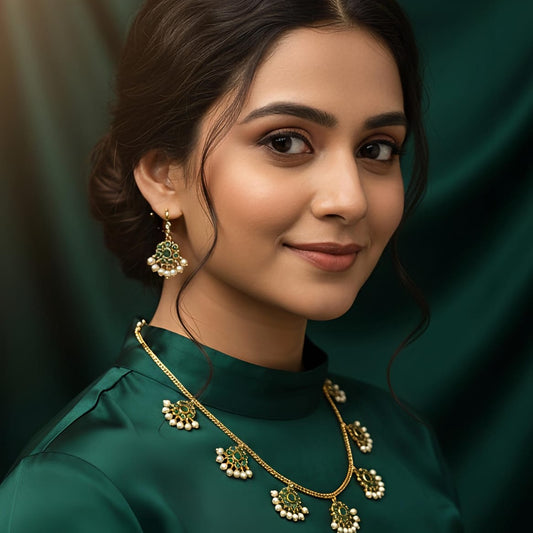 Emerald & Pearl Gold Necklace Set 