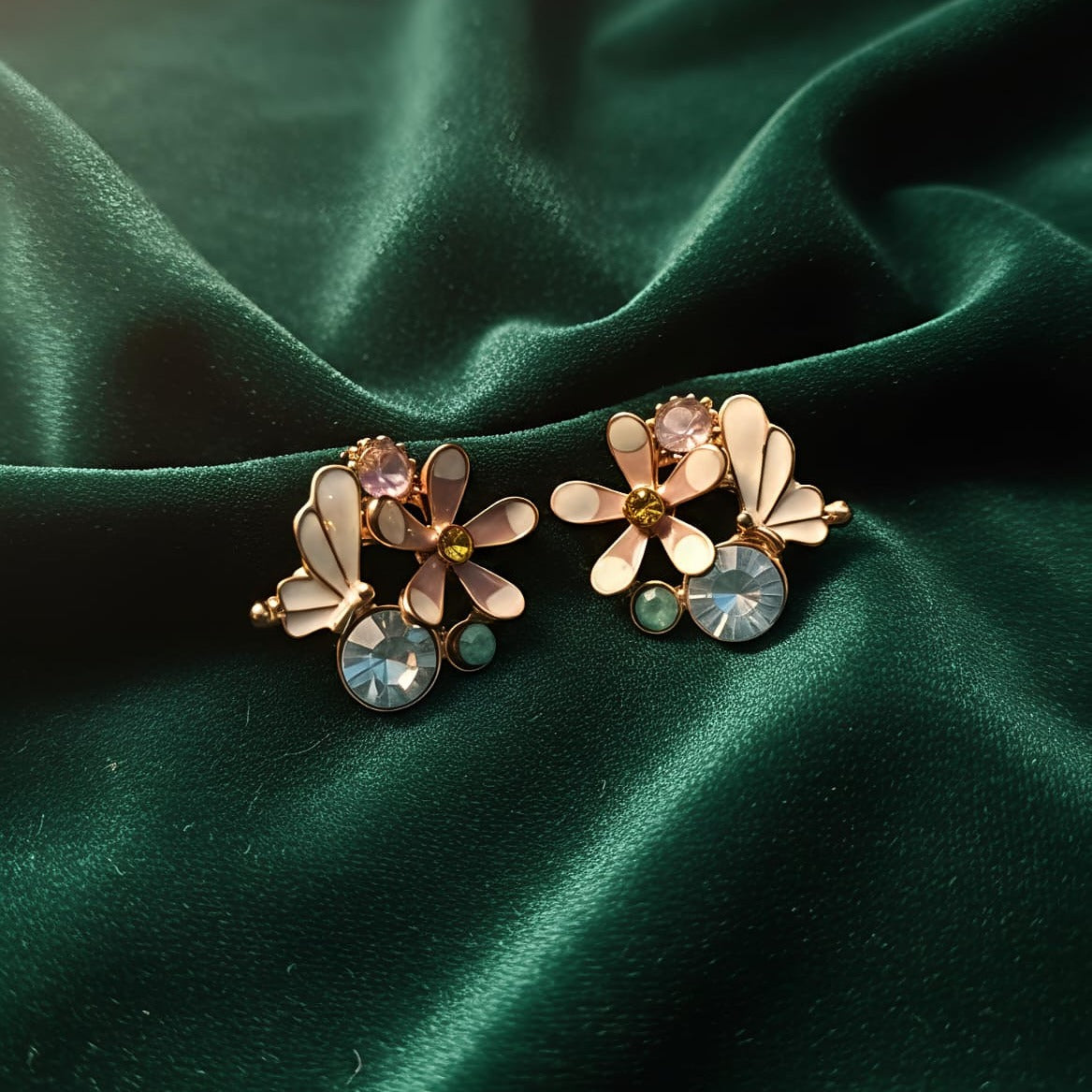 Elegant Floral Cluster Stud Earrings
