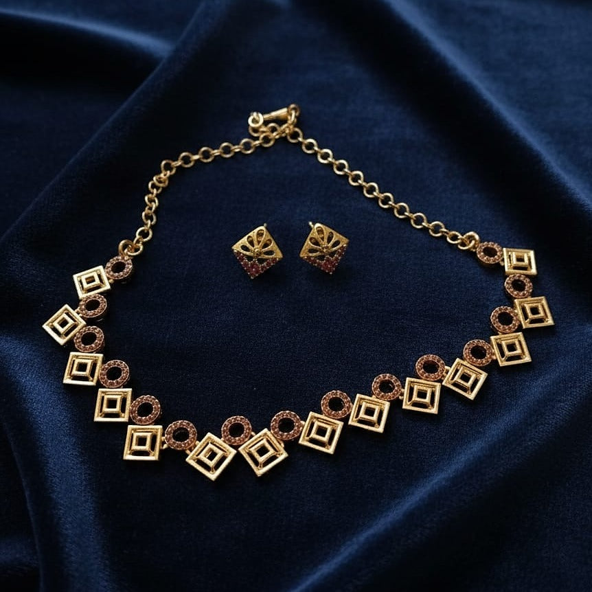 Geometric Squares & Circles Choker Set