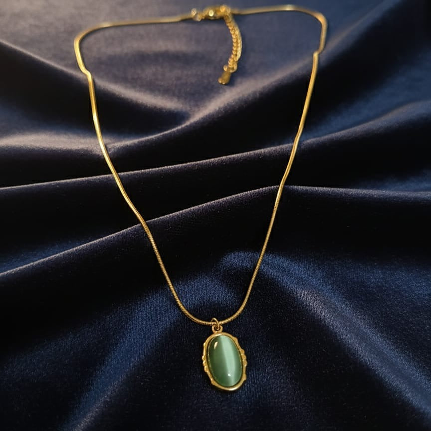 Gold-Tone Pendant Necklace with Oval Cat's Eye Stone