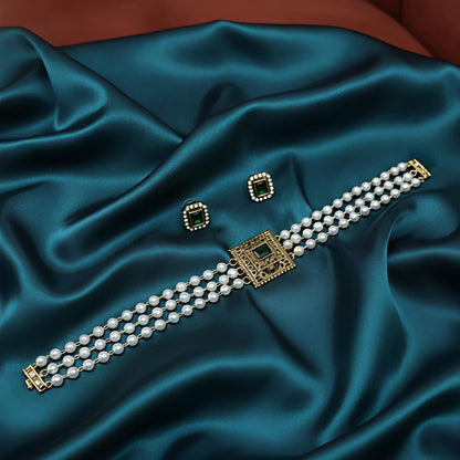 Square Pendant Pearl Choker Set