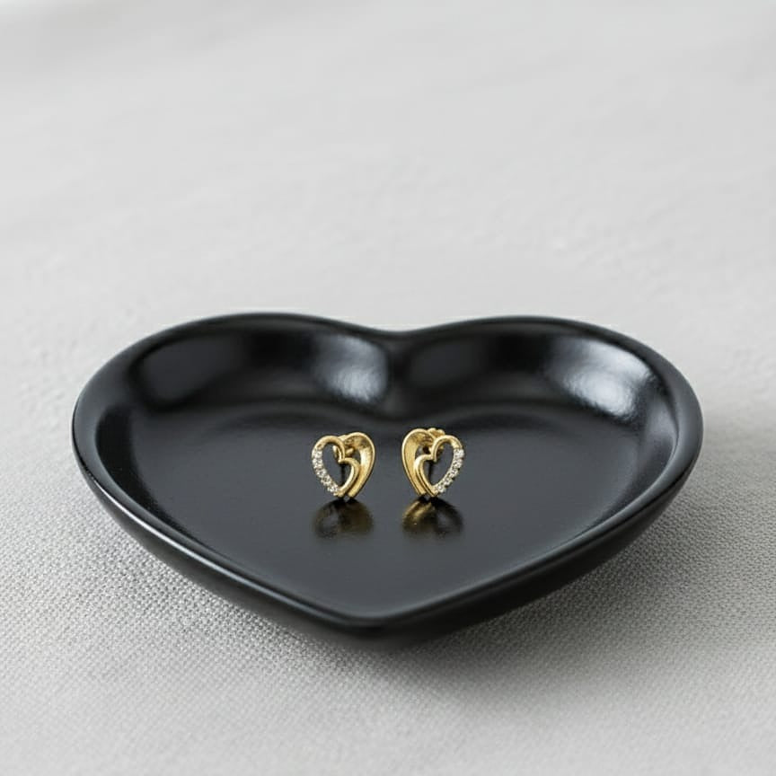 Heart-shaped gold earrings 