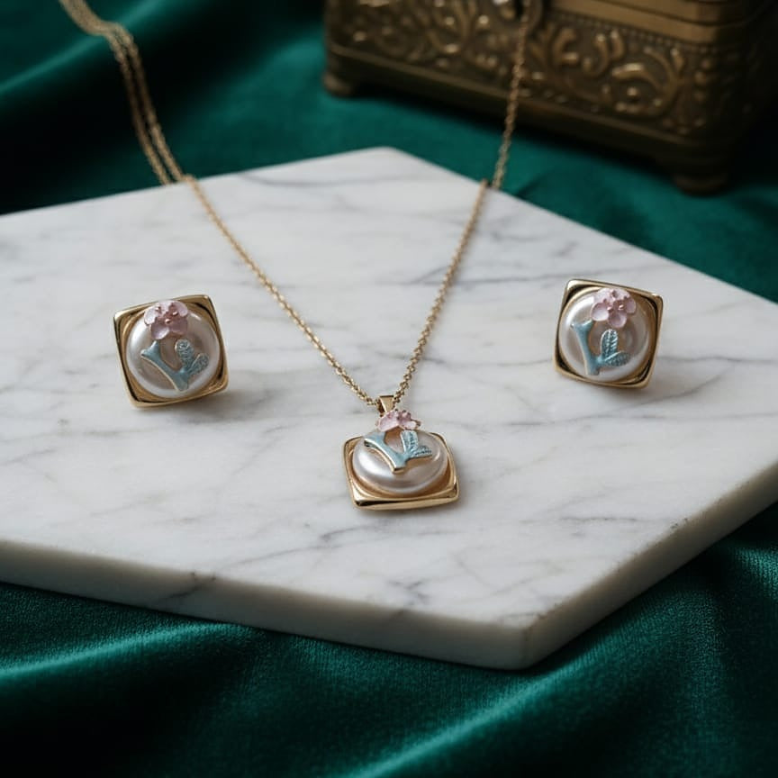 Jewelry set with necklace and earrings 