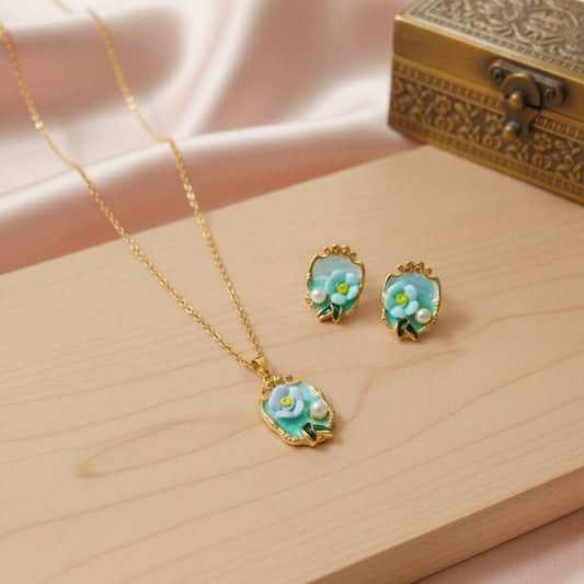 Jewelry set with necklace and earrings 