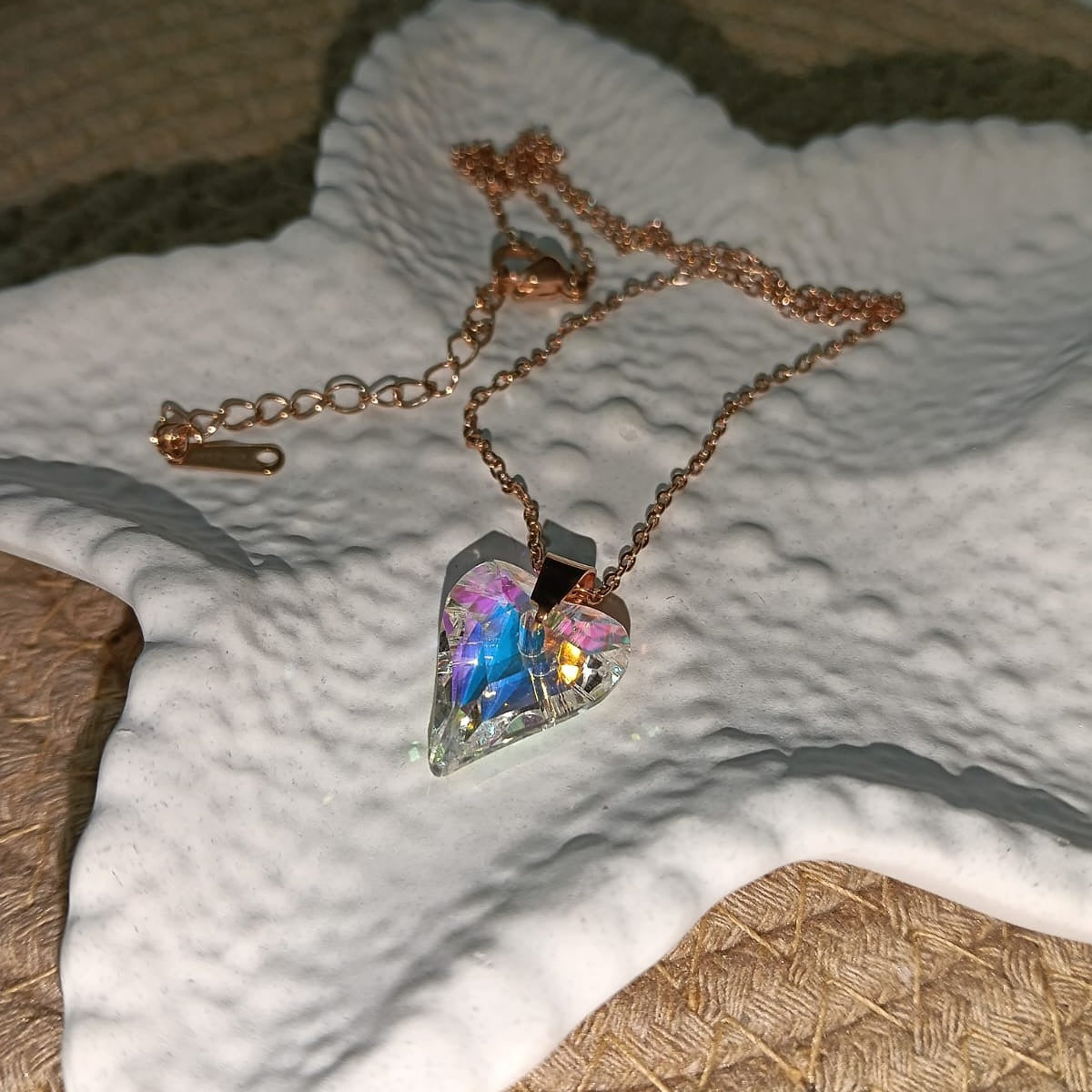 Necklace with a heart-shaped, multicolored pendant 