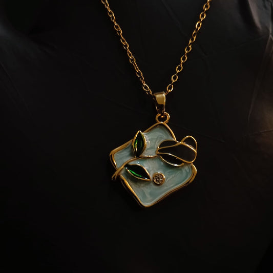 Necklace with a pendant 