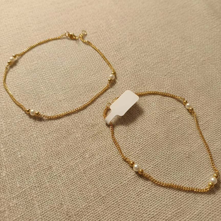 Pearl and gold beads chain anklet 