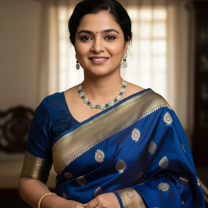 Silver Tone Emerald & Star Cluster Floral Choker Set