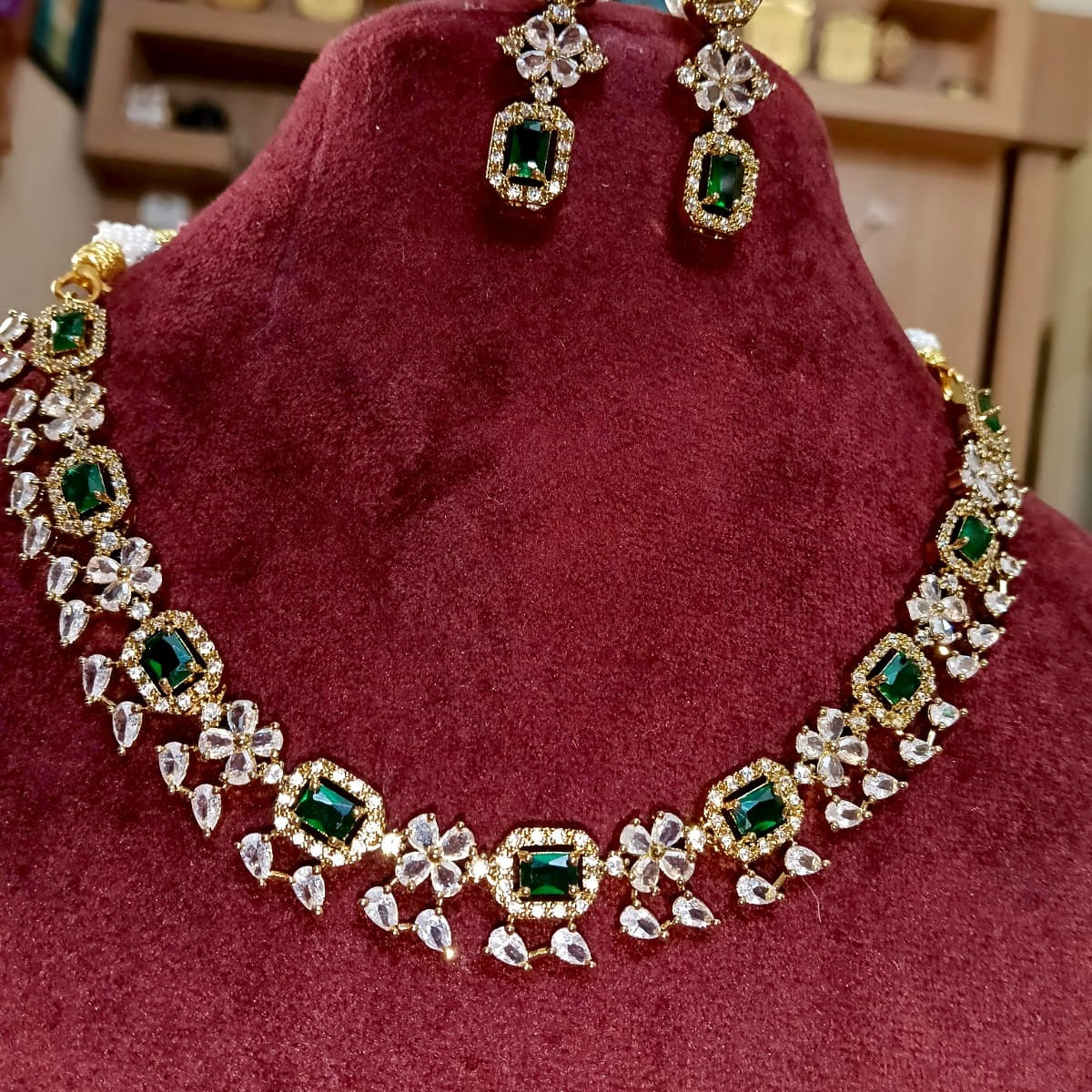 Emerald & Diamond-Simulant Heritage Set