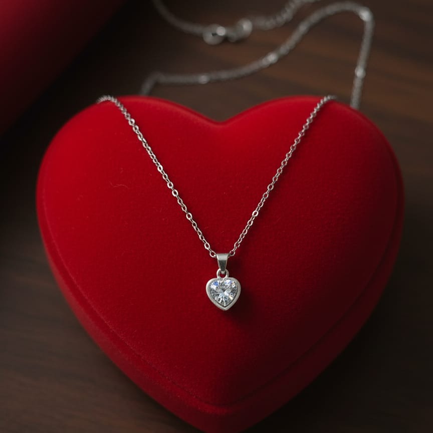 Solitaire Pendant  Neckalce
