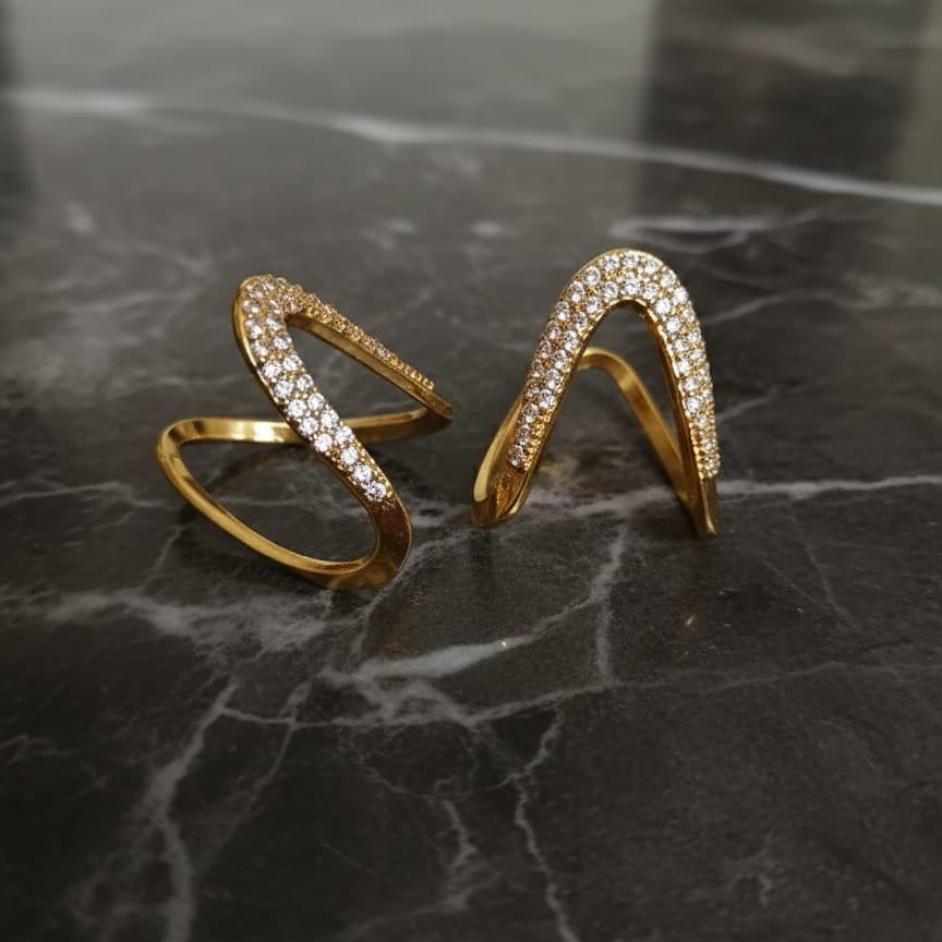 V-Shaped Statement Rings