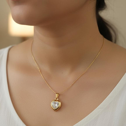 Elegant Heart Pendant Adjustable Necklace