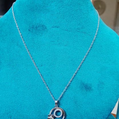 Silver necklace with a pendant